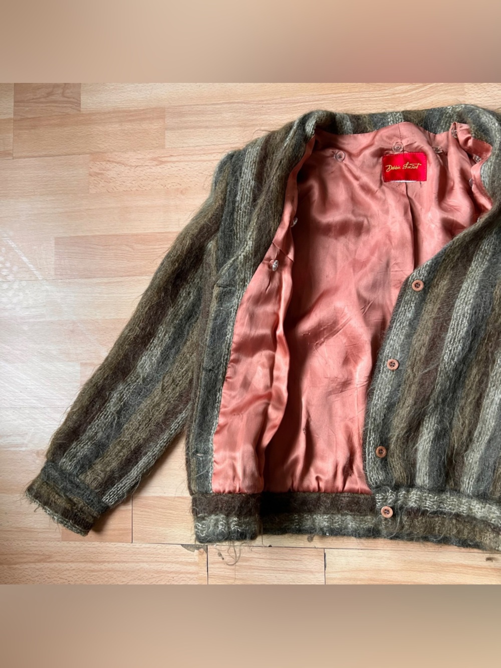 Fuzzy vintage 90s Mohair Bomber Jacket in Olive & Brown removable suede collar - Picture 11 of 12